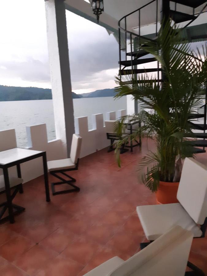 Vista Castillo Hotel Golfito Exterior foto